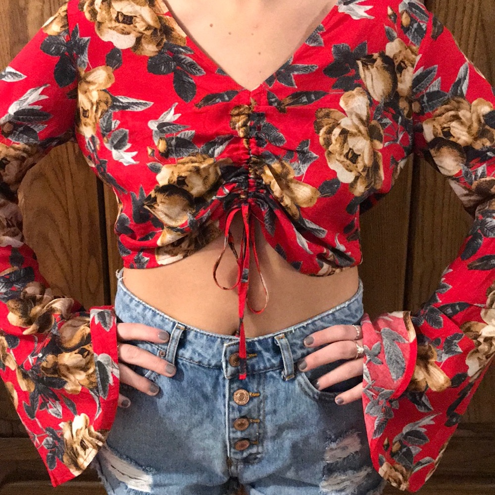 Ivy and main crop top ! Brand NEW !! ❣️